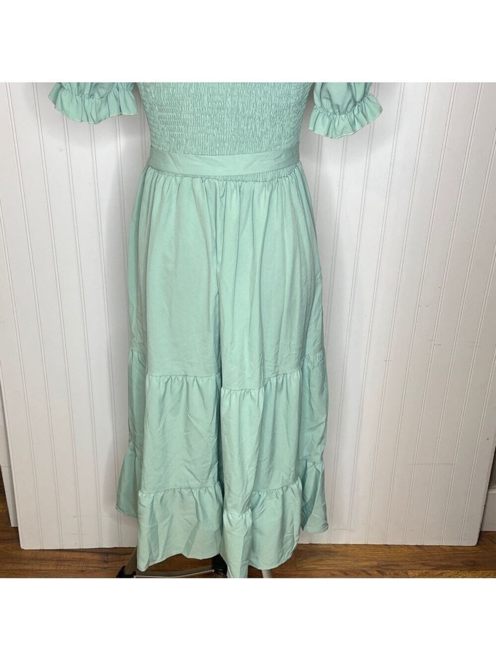 Chic Mint Midi Dress NWT Medium - Picture 9 of 14